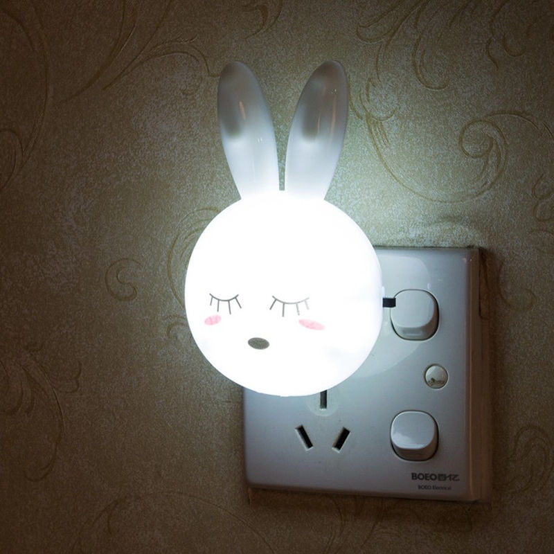 Oyuncak üreticisi özel LED Tavşan Gece Lampu Aç / Kapat Duvar Işığı Yatak Lambası