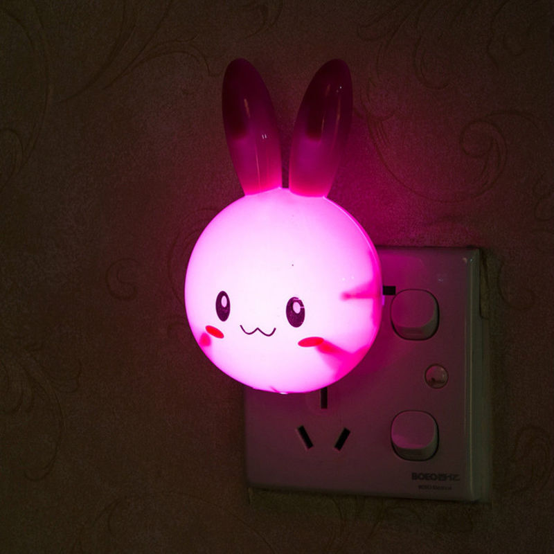 Oyuncak üreticisi özel LED Tavşan Gece Lampu Aç / Kapat Duvar Işığı Yatak Lambası