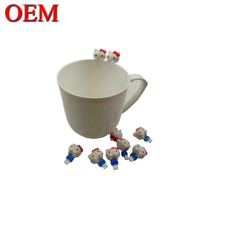 Özel figür oyuncak üreticisi OEM Özel Kitty kedi Mini Cup Karikatür figür oyuncaklar kendi tasarım oyuncağını özel