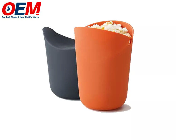 OEM İyi kaliteli konteyner özel basılı plastik karikatür patlamış mısır kova küpü promo için kapağı ile bardak