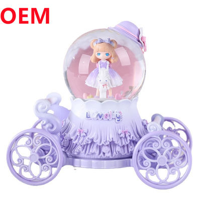 Custom Polyresin Prenses Light Up Water Globe Prenses Snow Globe Müzik Kutusu