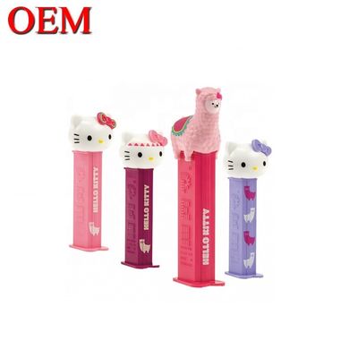 Özel 3D Karikatür Oyuncak Hellokitty Plastik Şeker dağıtıcısı Oem Şeker Paketi